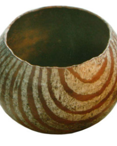 Hand-raised-bowl-6