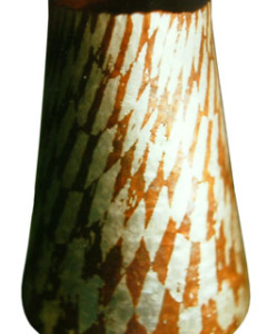Hand-raised-bowl-9w