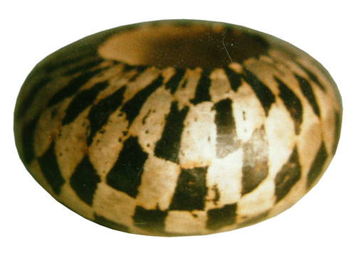 Hand-raised-bowl-10w