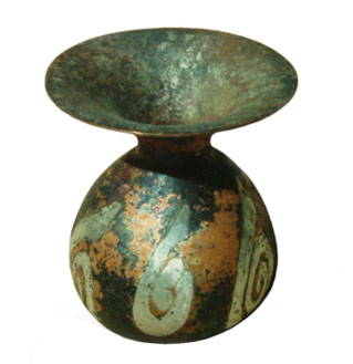 Hand-raised-bowl-3