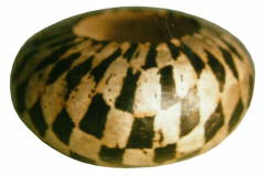 Hand-raised-bowl-10w