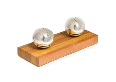 Spiral textured magnetic salt and pepper balls copy